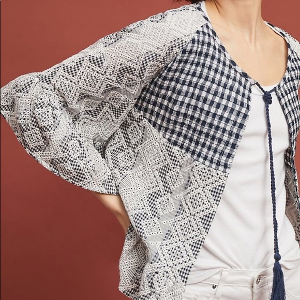 Anthropologie Akemi + Kin Embroidered Eyelet Kimono Cape Shawl